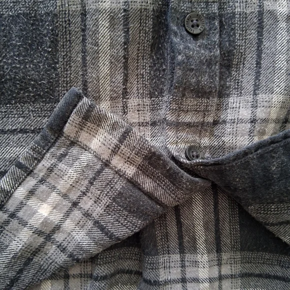 Hollister 100% Cotton Smokey Grey Flannel - Picture 5 of 12